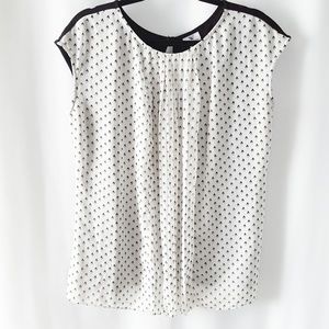 Worthington black and white blouse A39